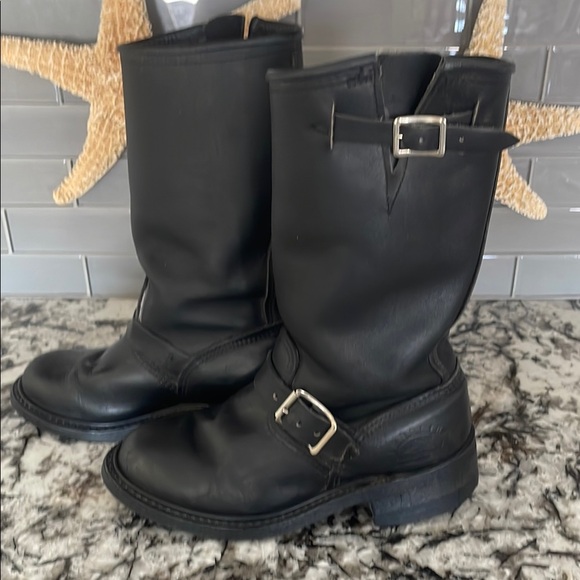 Women's Black Leather Boots - Picture 2 of 8